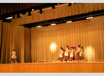 Modern Dance Senior_7374