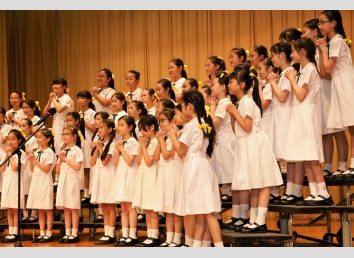 Intermediate Choir_7300