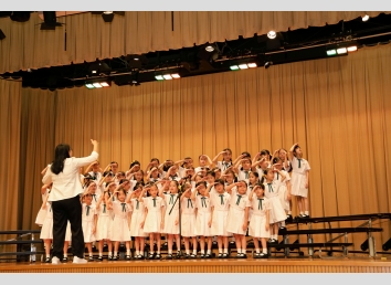 Junior Choir_7295
