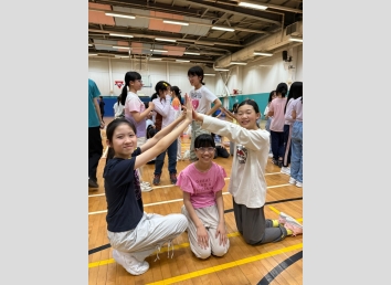 8c004c57-9968-4c3d-98d2-e2656afc240d
